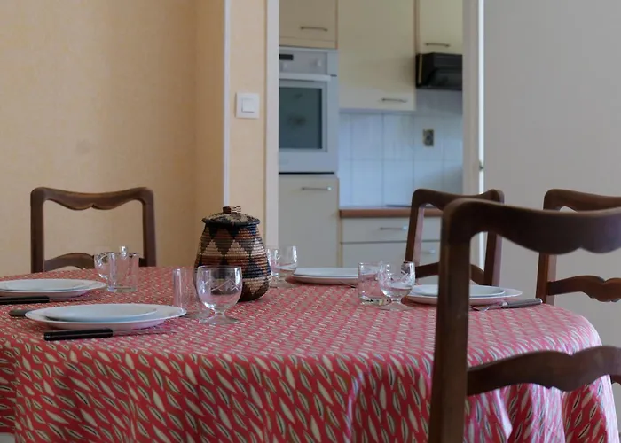 Proche Plage, Quartier Des Présidents, - 4 Personnes Appartement